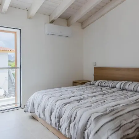 Guesthost - Comfy W Private Parking *