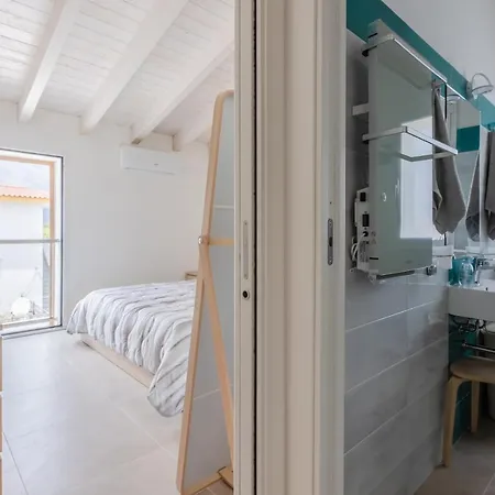 Guesthost - Comfy W Private Parking * Pula